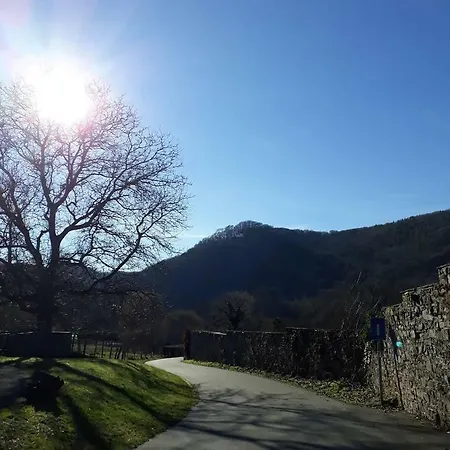 Vallee De L'ourthe Bed & Breakfast *