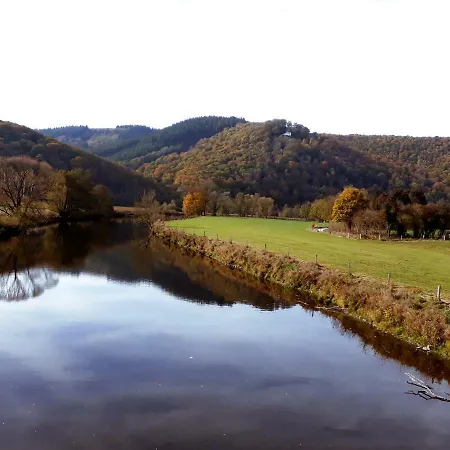 Vallee De L'ourthe Alojamento de Acomodação e Pequeno-almoço Marcourt